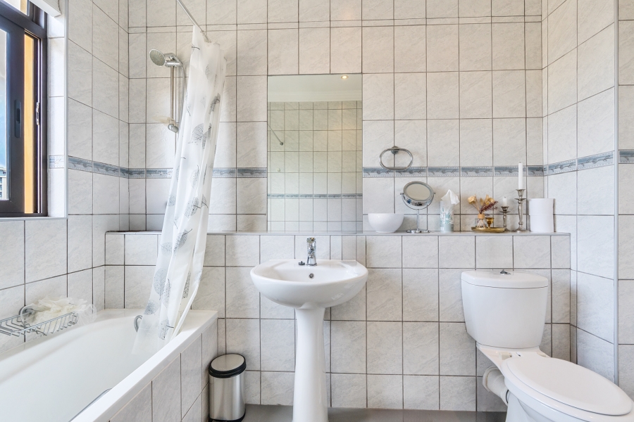 3 Bedroom Property for Sale in Century City Western Cape